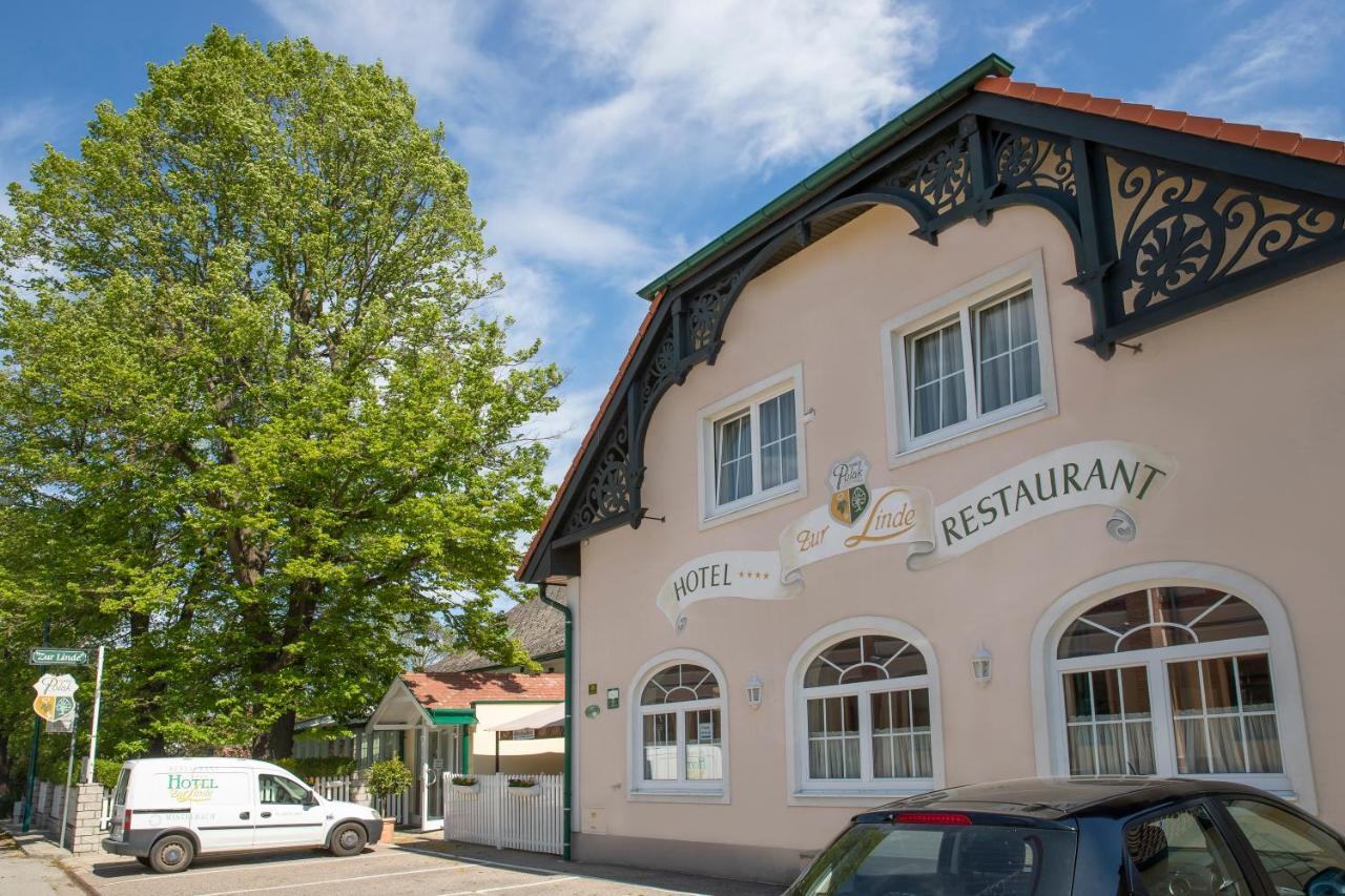 Self-Check-In Hotel Vinoq Mistelbach Esterno foto